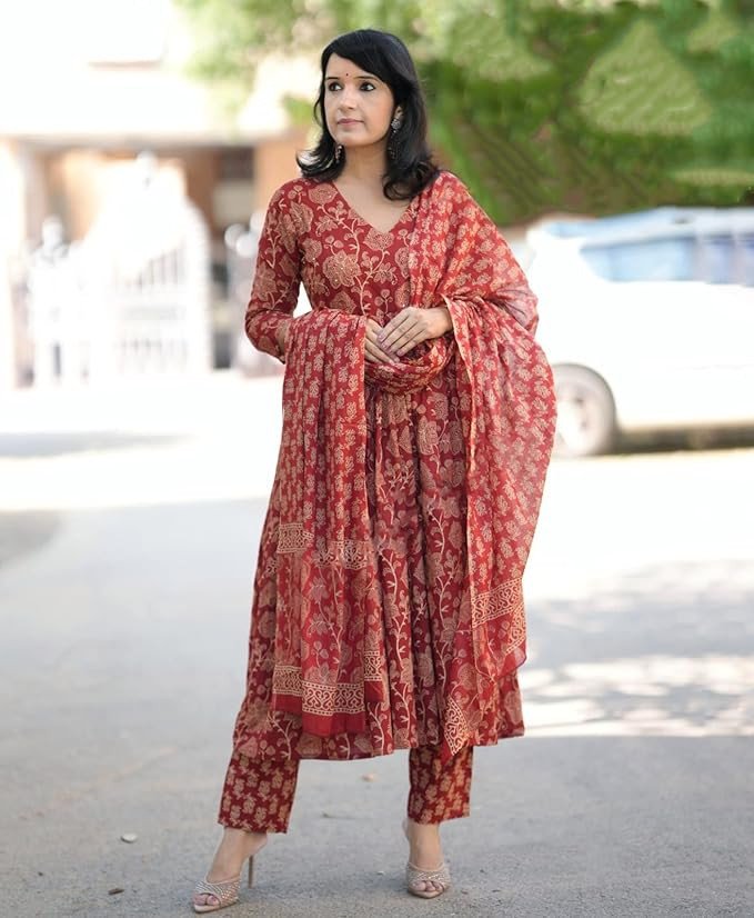 Nermosa Women Printed Anarkali Kurta and pant set with Dupatta