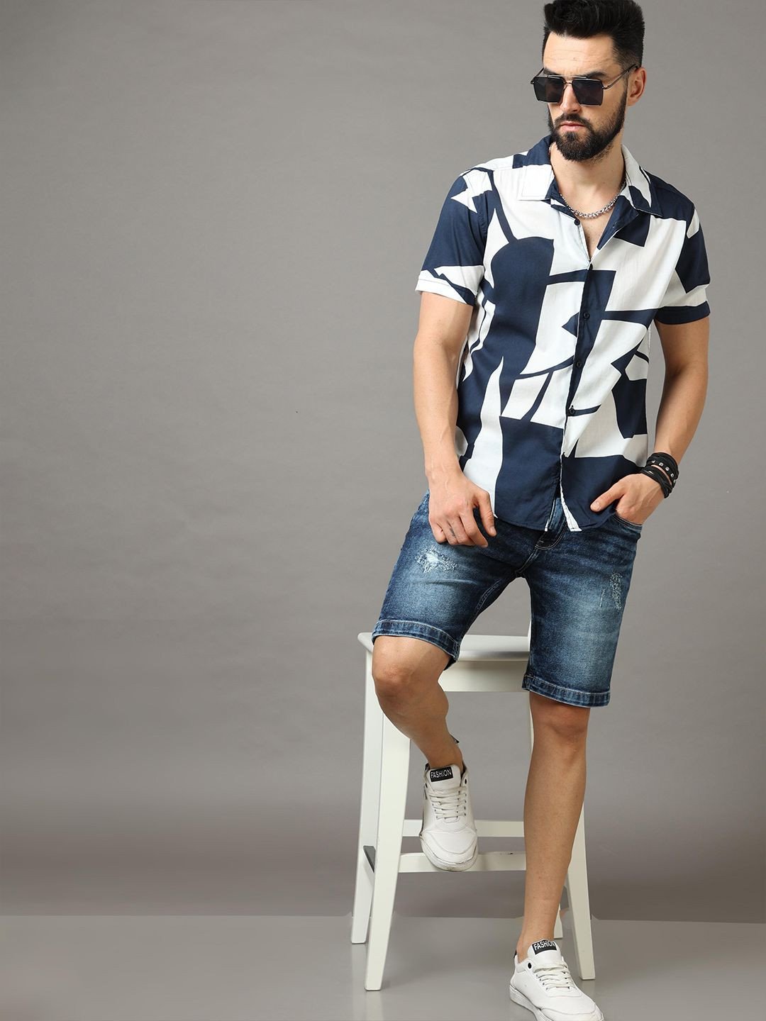 Men Slim Fit Printed Casual Shirt